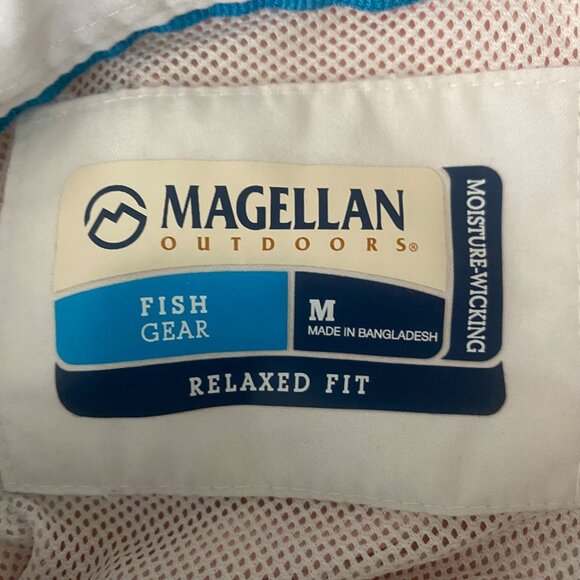 Magellan Fish Gear Shirt Mens M Moisture Wicking Short Sleeves Patriotic Flag Ou - Picture 2 of 8